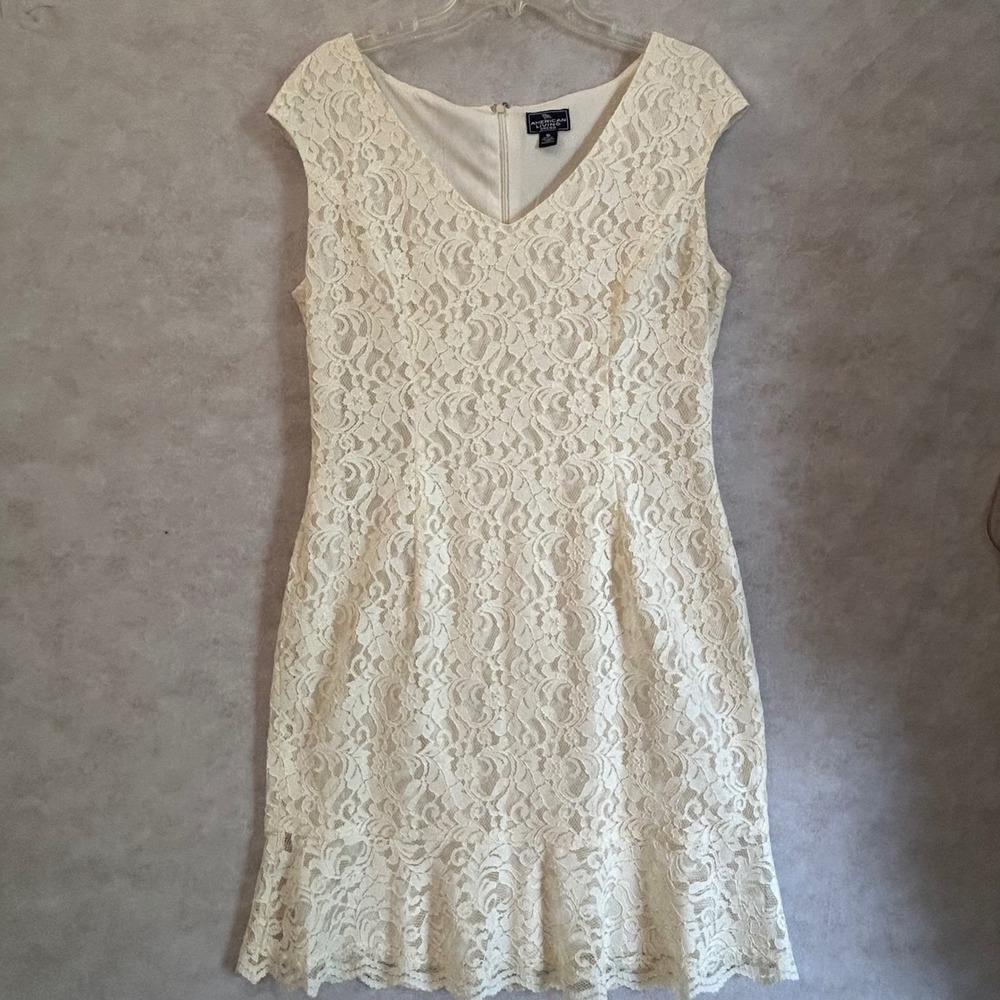 American Living Cream Floral Lace Ruffle Hem Sheath Dress 16 V-Neck Cap Sleeve